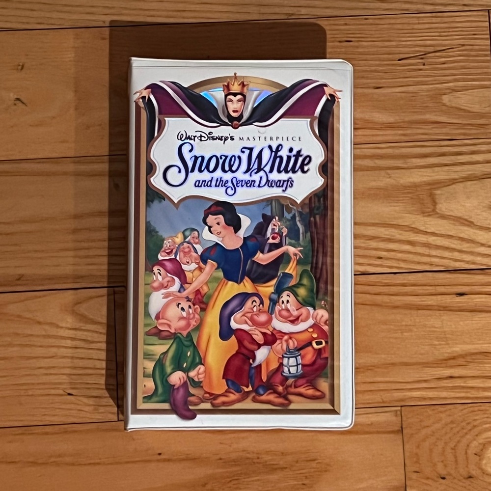 Walt Disney’s Masterpiece Snow White and the Seven Dwarfs VHS